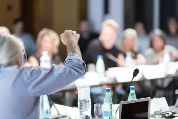 Acalorado Debate Una Reunión Negocios — Foto de Stock