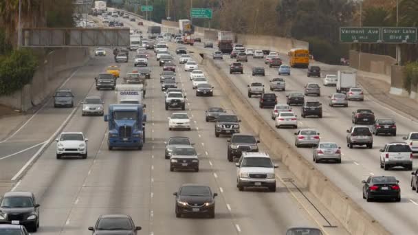 Traffic  in Downtown Los Angeles California — Stock Video