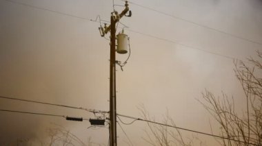 Gece Elektrik Direği