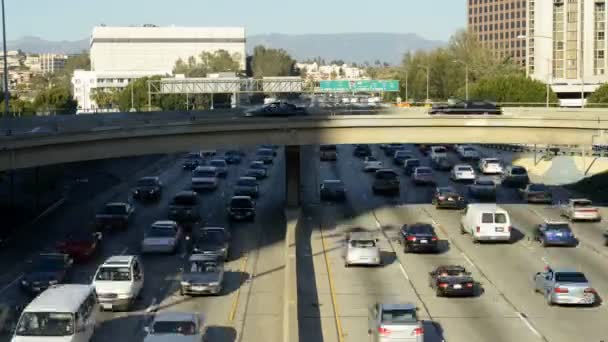 Trafik i los angeles — Stockvideo