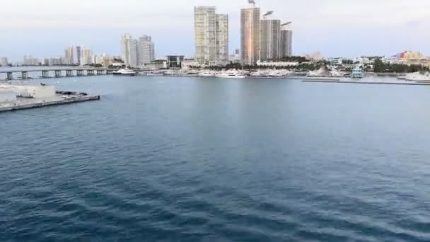 Miami Causeway With Traffic — Stock Video