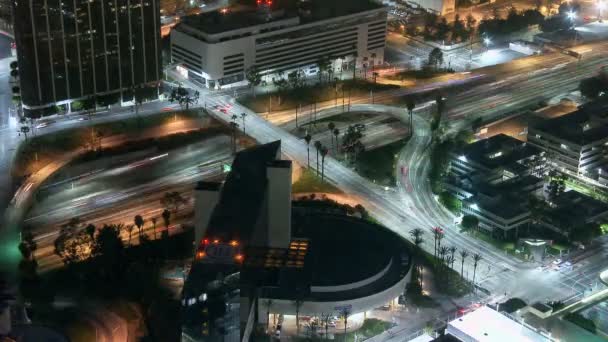 Overzicht van het centrum 's nachts — Stockvideo