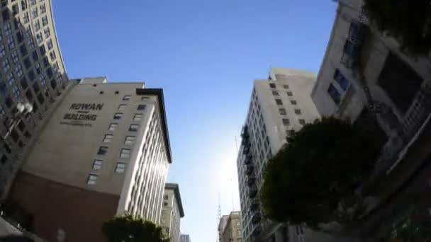 洛杉矶市中心的街道上 — 图库视频影像