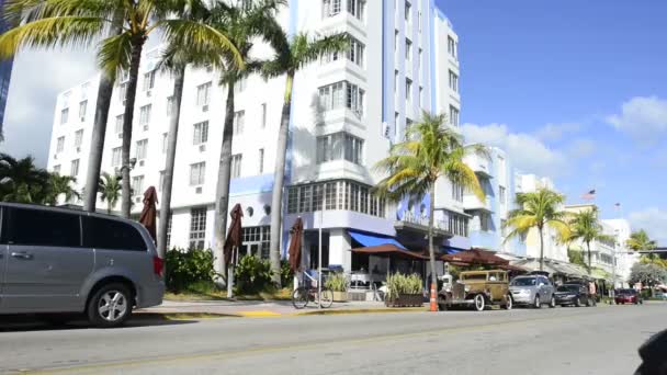 Trafic sur Ocean Drive — Video