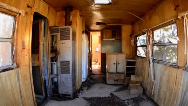 Time Lapse Dolly de Abandonar Motor Home — Vídeos de Stock