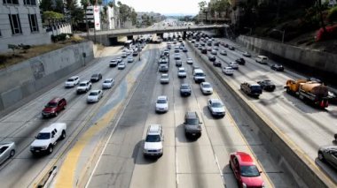Gündüz trafik sıkışıklığı Downtown Los Angeles