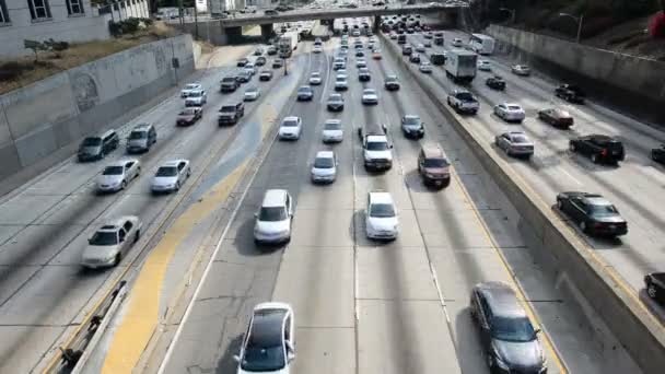 Trafik sıkışıklığı Downtown Los Angeles — Stok video