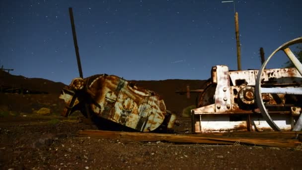 Time Lapse Pan of Abandon Mine à noite — Vídeo de Stock