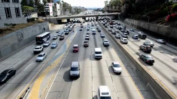 Atasco de tráfico en el centro de Los Ángeles — Vídeo de stock