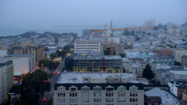 Туманное утро в Сан-Франциско — стоковое видео