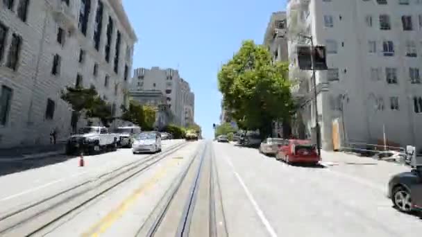 Dirigindo San Francisco Hills durante o dia — Vídeo de Stock