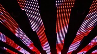 Las Vegas Strip üzerinde yanıp sönen ışıklar