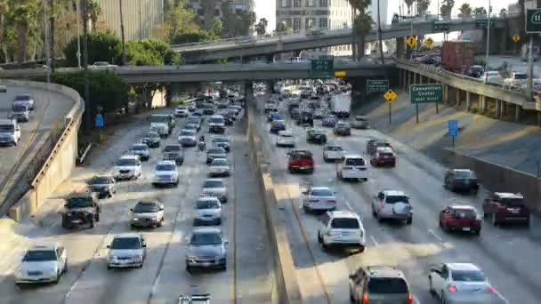 Weergave van verkeer in Downtown Los Angeles — Stockvideo