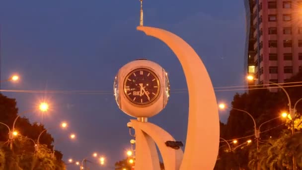 Traffic Circle in Ho Chi Minh City — Stock Video