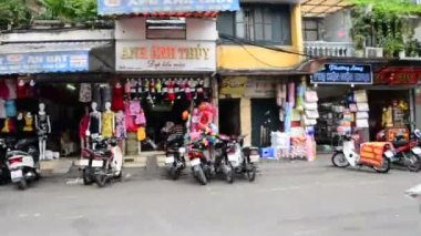 Aşağı sokak sürüş görünümü