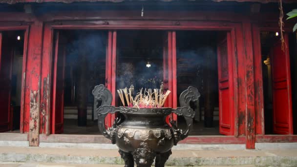 Incense Sticks Burning in Giant Pot — Stock Video