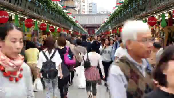 People at Shopping Stalls — Stock Video