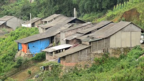 Casas rurales con terrazas de arroz — Vídeos de Stock