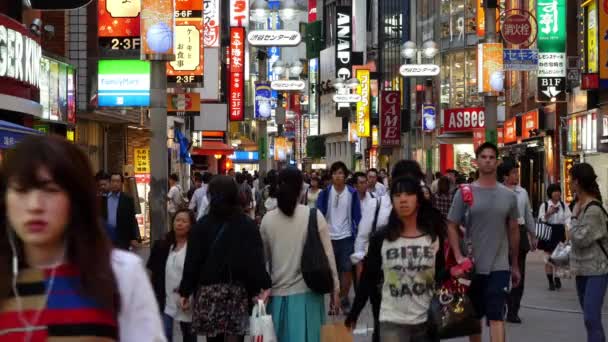 Busy Shibuya Shopping District Durante o dia — Vídeo de Stock