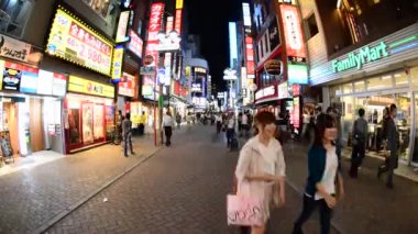 Meşgul Shinjuku eğlence