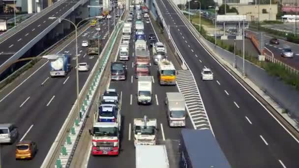 Trafic intens pe autostrada japoneză — Videoclip de stoc