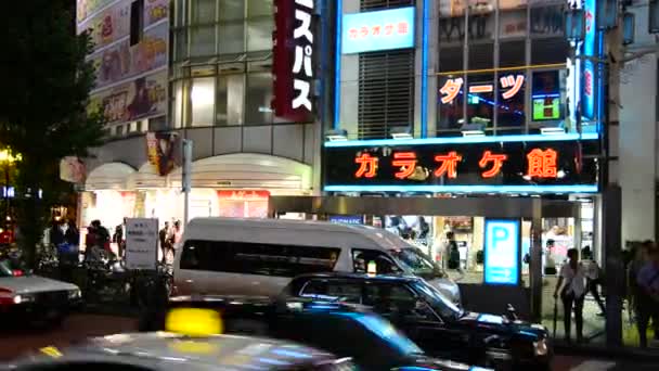 Zaneprázdněný Shinjuku zábava — Stock video