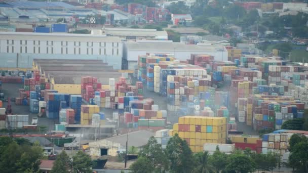 Зайнятий судноплавства контейнерного порту — стокове відео