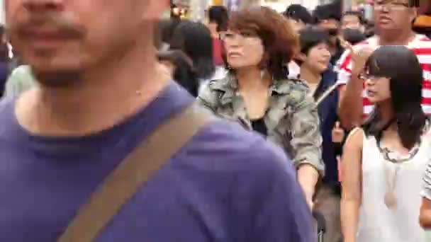 Persone nel centro di Tokyo — Video Stock