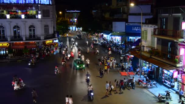 İşlek cadde gece görünümü — Stok video