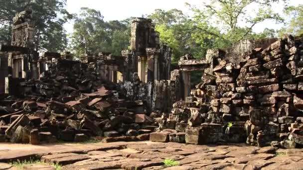 Elhagyni templom kő romjai — Stock videók