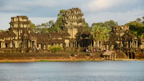 Tourists Walking at the Main Temple — Stock Video