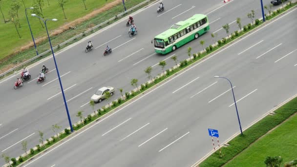 Autopista ocupada de Hanoi desde arriba — Vídeos de Stock
