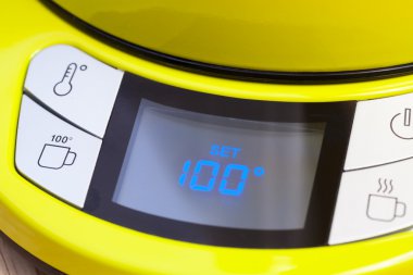 Elektrikli çay çaydanlık sıcaklığı 100 C için ayarla