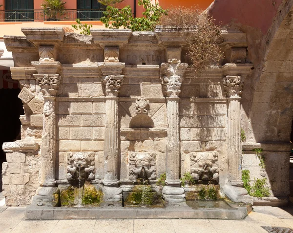 Fonte Veneziana de Rimondi em Creta de Rethymno — Fotografia de Stock