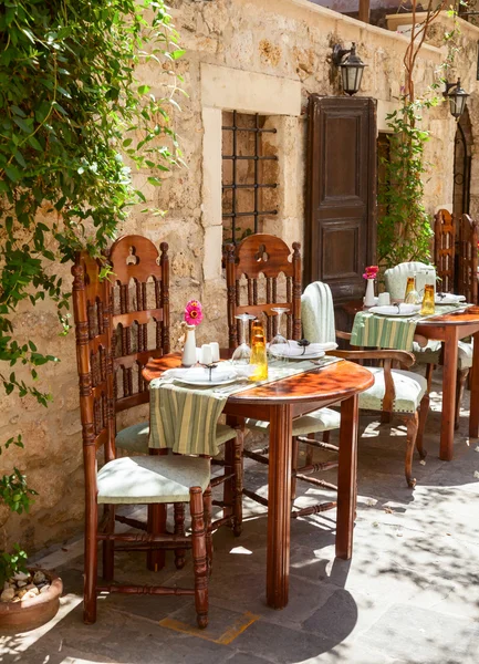 Table set at greek cafe — Stock Photo, Image