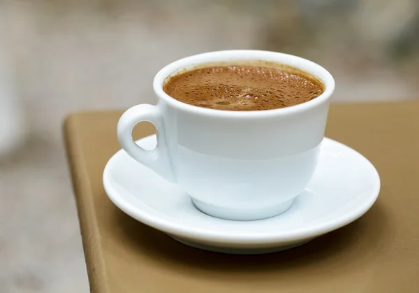 Tazza di caffè greco primo piano — Foto Stock