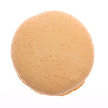 Beyaz arka planda izole edilmiş Tatlı Tatlı Makarnalar