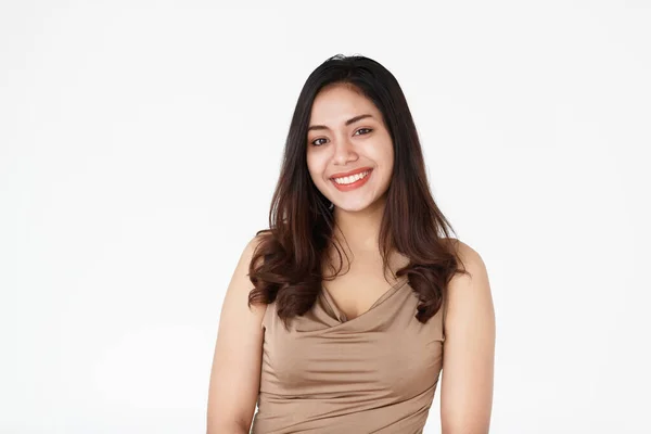 Potret Seorang Wanita Muda Asia Dengan Rambut Panjang Hitam Latar — Stok Foto