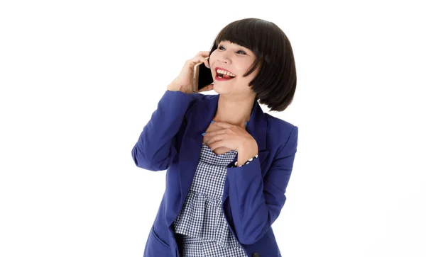 Fröhliche Junge Asiatinnen Stylischem Kariertem Anzug Und Blauem Sakko Plaudern — Stockfoto