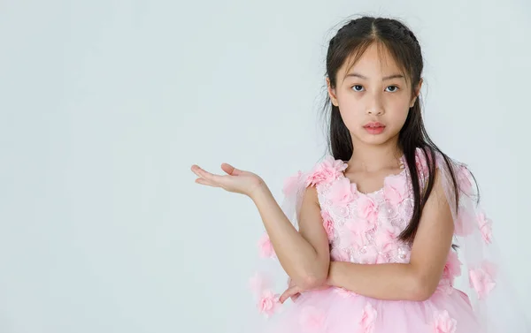 Retrato Aislado Estudio Disparo Pequeño Asiático Linda Bailarina Niño Rosa —  Fotos de Stock