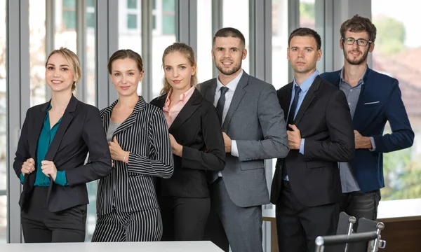 Portrait Groupe Six Hommes Affaires Équipe Debout Ensemble Dans Bureau — Photo