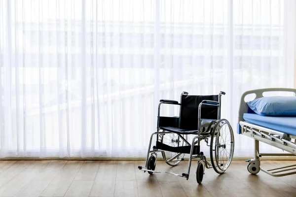 Fauteuil Roulant Vide Lit Hôpital Attente Services Aux Patients Hôpital — Photo