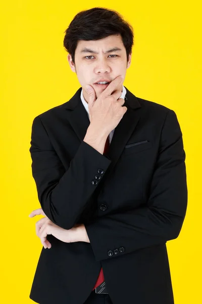 Vertikal Porträttbild Ung Vuxen Asiatisk Stilig Man Svart Långärmad Kostym — Stockfoto