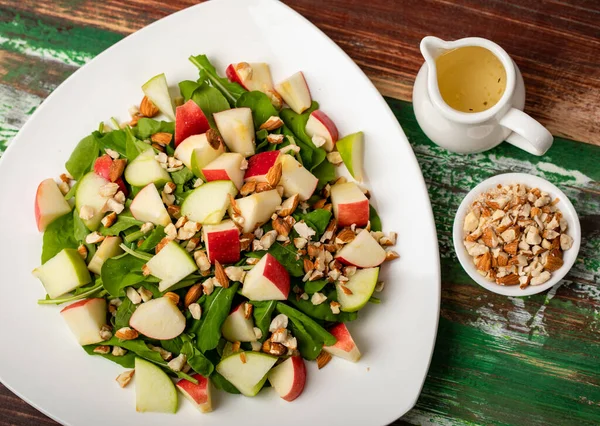 Healthy Vegetarian Rocket Salad Dices Apple Chop Almond White Dish — Stock Photo, Image