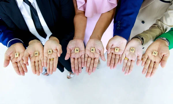 Estúdio Tiro Bloco Cubo Madeira Pequeno Obrigado Letras Alfabetos Segurar — Fotografia de Stock