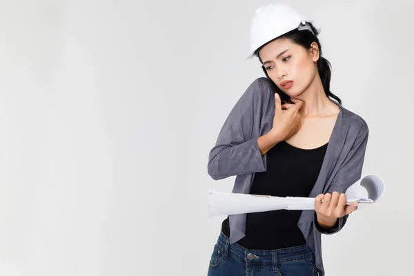 Busy Asian Female Engineer Helmet Blueprint Speaking Mobile Phone While — Stock Photo, Image