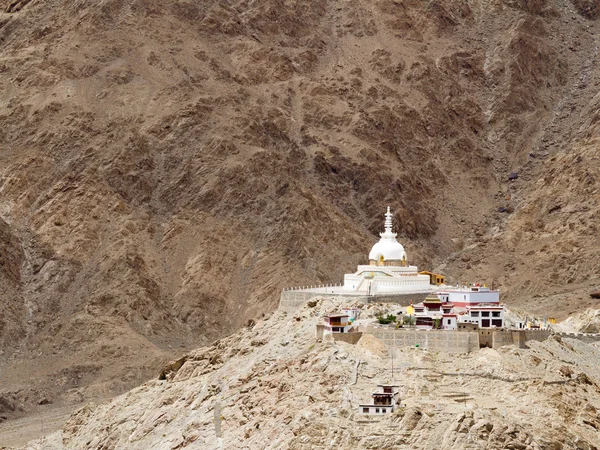 Shanti Stupa på Leh — Stockfoto