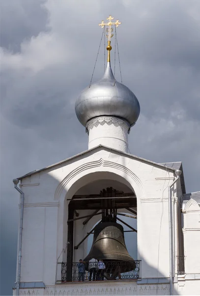 로스토프 Veliky 대성당의 종탑에 거 대 한 역사적 종-Sysoj- — 스톡 사진