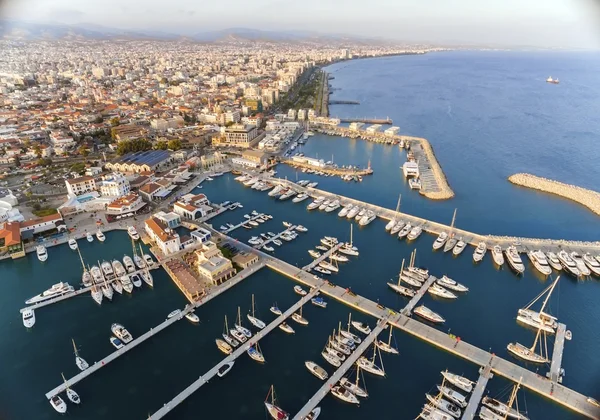 Vista aérea de Limassol Marina, Chipre — Fotografia de Stock