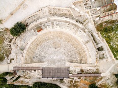 Kourion antik tiyatro, havadan görünümü